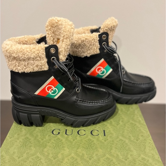 Gucci x North Face Ankle-High Leather Lace-Up Boots for Women - Picture 2 of 3